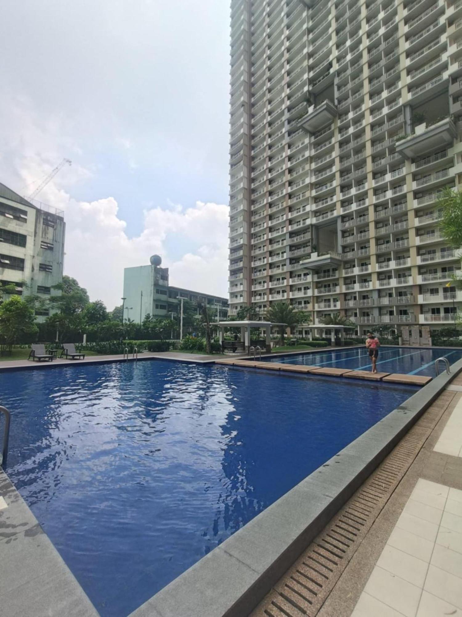 Infina Towers Aparthotel Bandar Quezon Luaran gambar