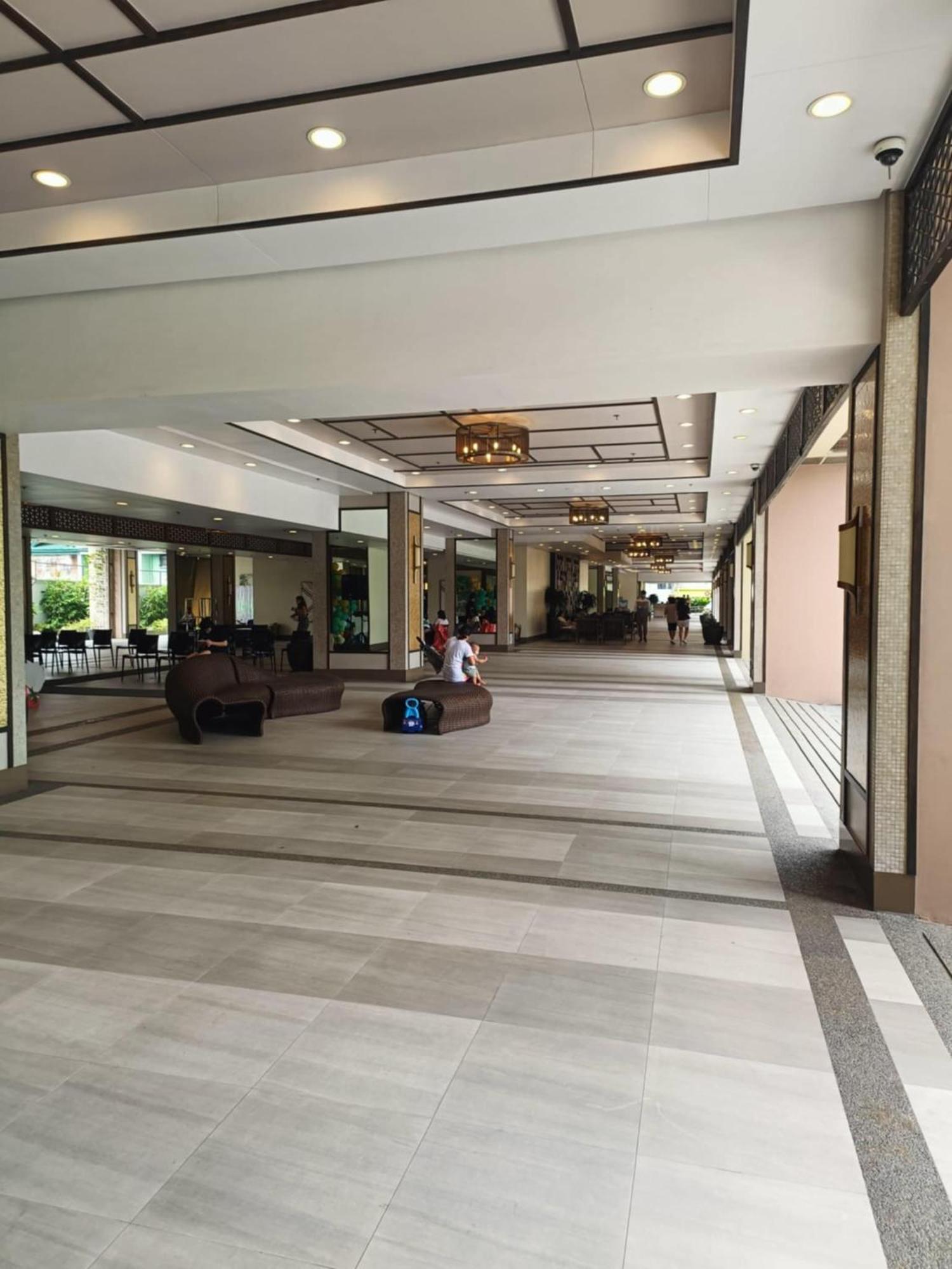 Infina Towers Aparthotel Bandar Quezon Luaran gambar